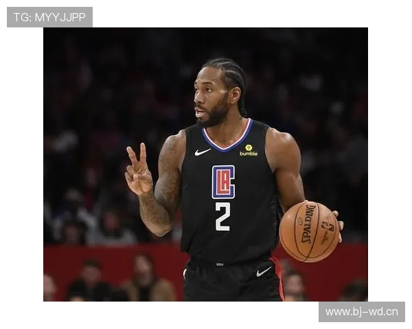 伦纳德携全明星阵容加盟广州队迎战中国状元秀 引爆NBA新赛季期待 伦纳德携全明星阵容加盟广州队迎战中国状元秀 引爆NBA新赛季期待